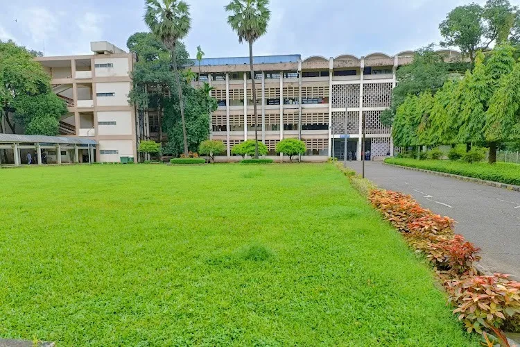 Indian Institute of Technology (IIT), Bombay