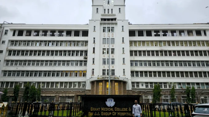 Grant Medical College