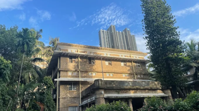 Seth GS Medical College