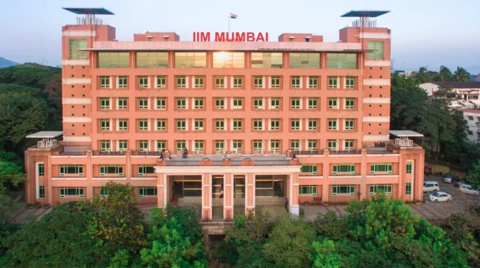 imm-mumbai-collage